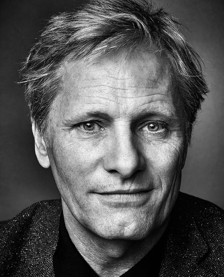 successmoverss's tweet photo. “The older you get, the more you realize that kindness is underrated.”

— Viggo Mortensen https://t.co/UwQiyccXLL