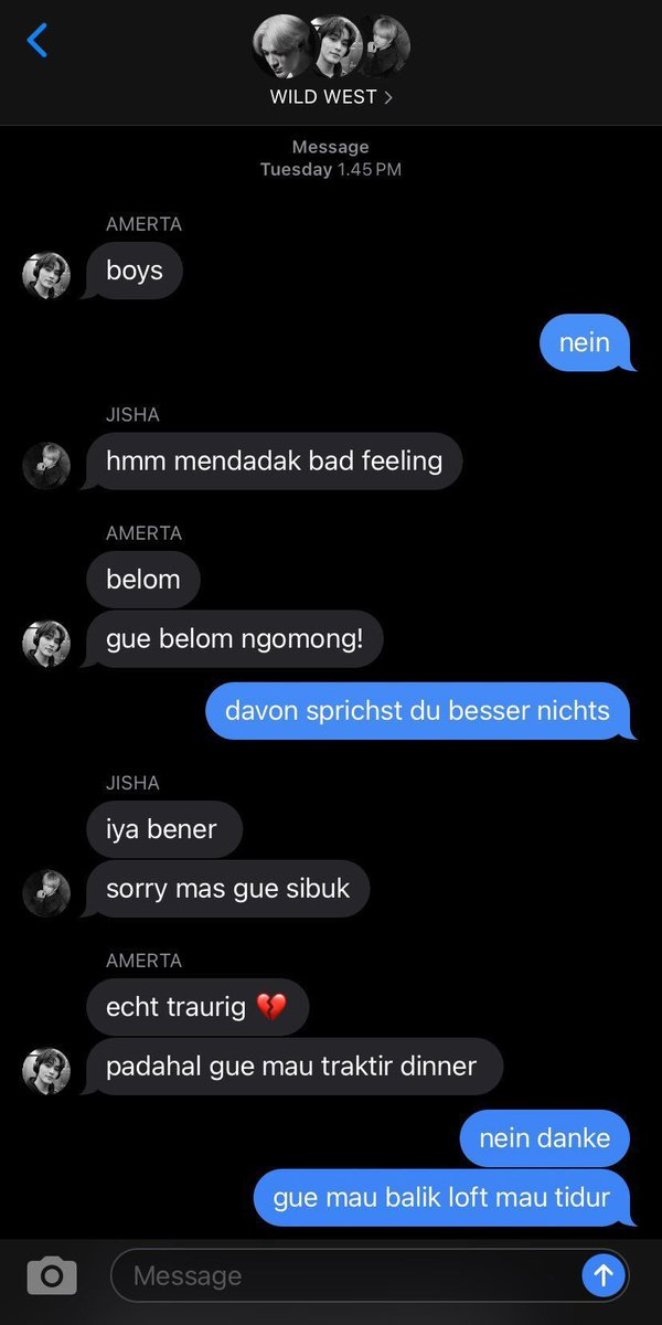 jenesaislee's tweet photo. 01. their daily convo https://t.co/261Dsn5Agx