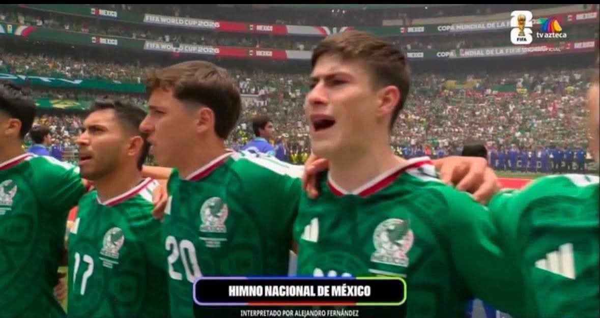 lxbtsxpjh_'s tweet photo. "El domingo es para descansar"
Yo desde las 6 am esperando el partido: https://t.co/qxZi5UYypO