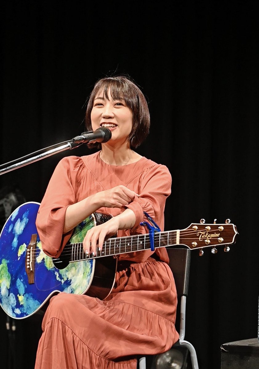 tyaotani's tweet photo. 7/4の昼、Yokohama mint hallで、"licht der Melodie"(音楽の光)と題したBooking Liveでのせりかなさんです。
写真は例によってMC中のみです。 https://t.co/PTM8GEZv99