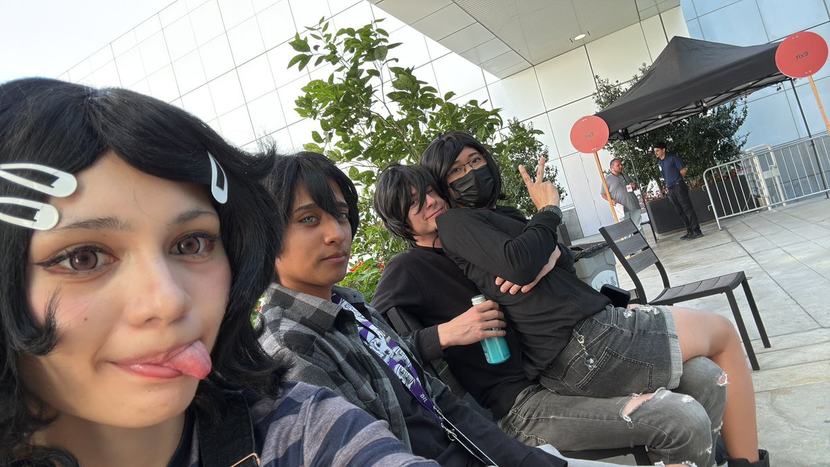 erohimekaiju's tweet photo. incest gang https://t.co/HFemv6ULsO