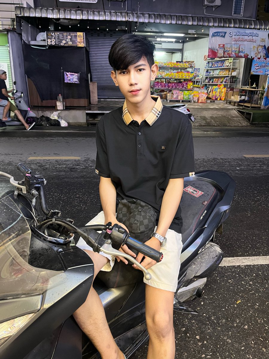 Snow636102090's tweet photo. ใจดิอ้วงง😋 #สงขลา #หาดใหญ่ https://t.co/OneY1thTfD