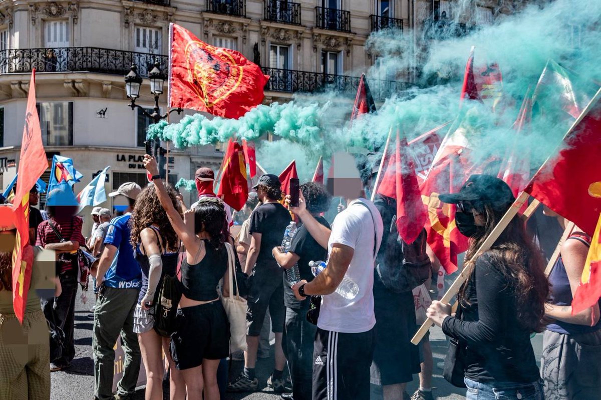 yeni_demokrasi5's tweet photo. Paris’te NATO’nun 36. Zirvesi protesto edildi

https://t.co/G0pnxcUskq https://t.co/YLqSse300E