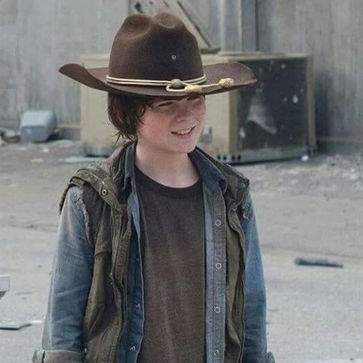 zombiciel's tweet photo. why is this carl grimes omg https://t.co/WuSOzxjMoq