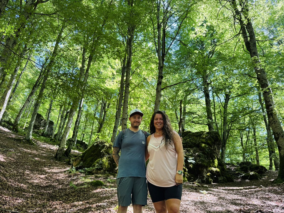 aroa_santamaria's tweet photo. Un fin de semana entre aguas turquesas y bosques que parecen de cuento.✨🍃🩵 https://t.co/MR6mCWNc2i