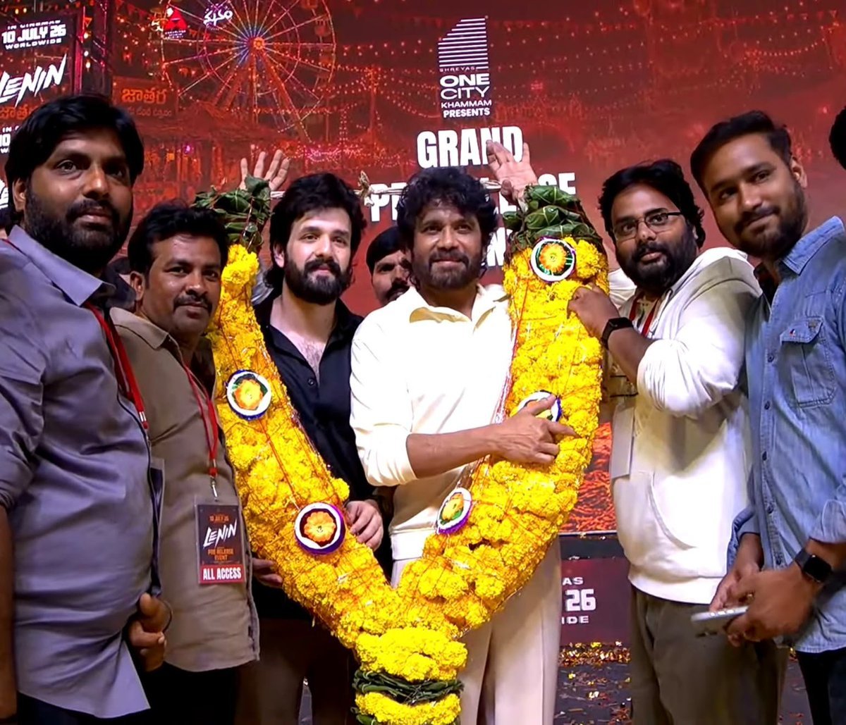 Missile_Saiteja's tweet photo. Thank you,
Tirupati Akkineni Fans ♥️
@ichowdary9 @kingGovardhan
@SHANKARROYAL5
#Lenin
#LeninPrerelease https://t.co/hRbgoqu03W