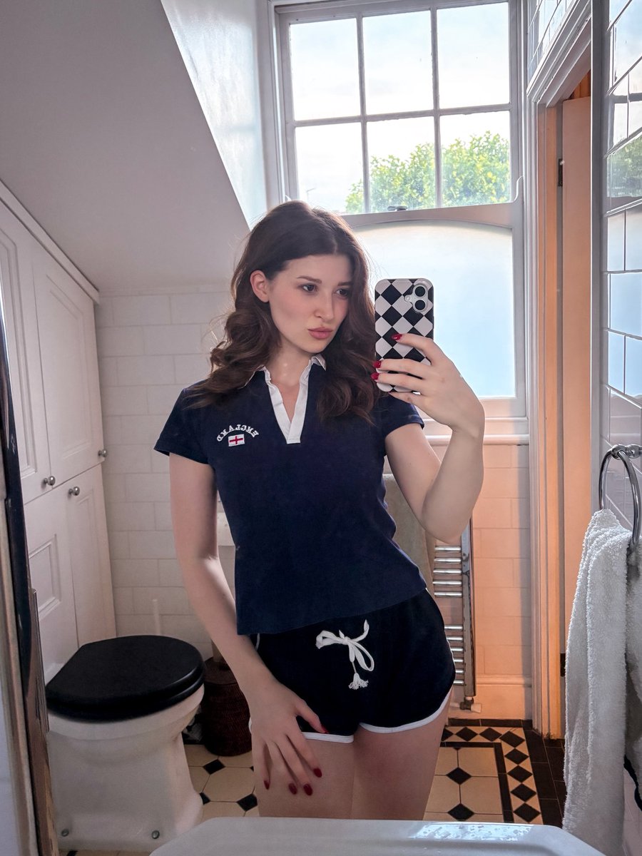 TheEvaDeVil's tweet photo. Make mommy proud, boys 😌 https://t.co/lYJ0ZXdrT2