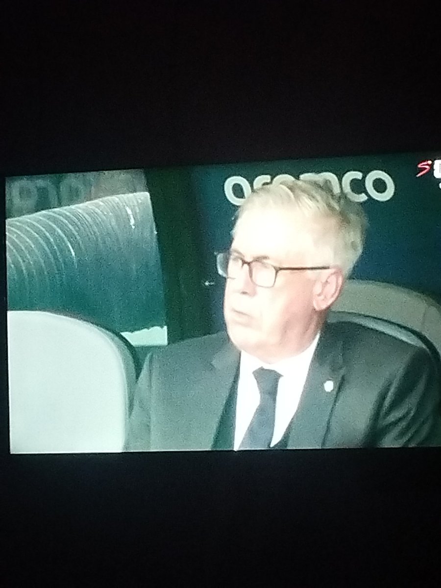 ssrg001's tweet photo. @CBF_Futebol At least he didn't seize chewing https://t.co/mFdYpMhK4g