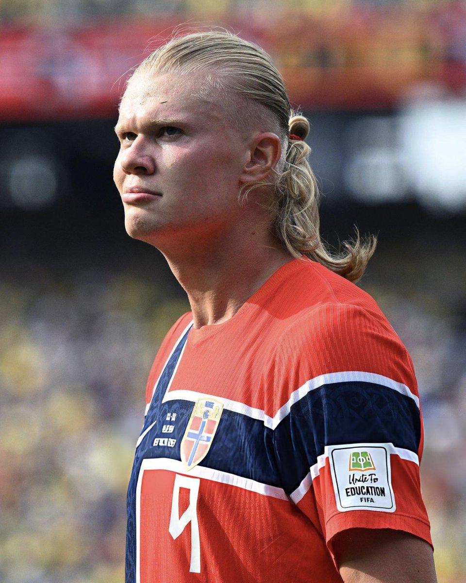 cityreport_'s tweet photo. Mogged. 
On the world stage. 
No turkey teeth. 
No hair transplant. 
No place in the quarter-finals. 
No hiding place. 
Brutal. https://t.co/5vCNmdRCGc