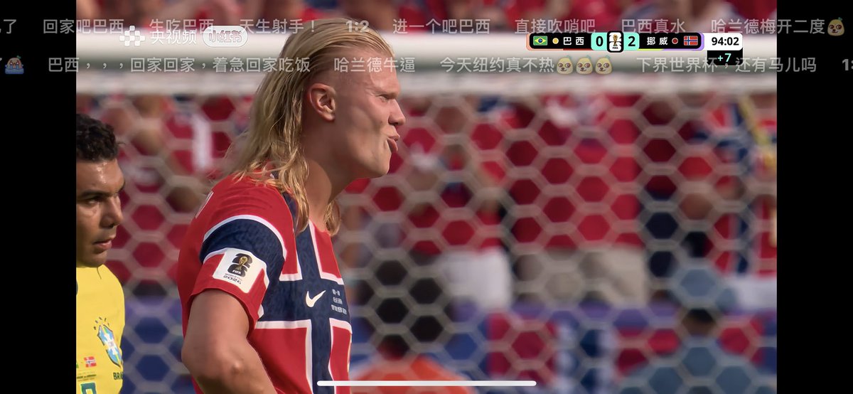 June20221127's tweet photo. @erling Haha, I’m a little nervous. I‘m happy for you. The team in the top 8 of the World Cup may go further. Good luck🤭 https://t.co/QaspmDJNyY