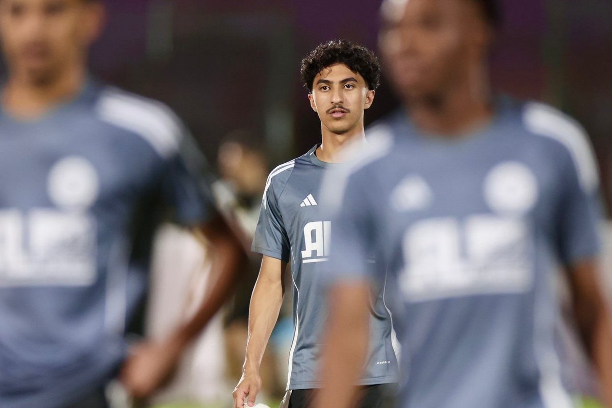Sport_DRC's tweet photo. 🌟 || نجم سبورت دايركشن ونجم نادي #الفيصلي احمد البداح يبدا تحضيراته للموسم القادم في دوري روشن بين الكبار ⏳🏃‍♂️ https://t.co/Vv6xxOsXny