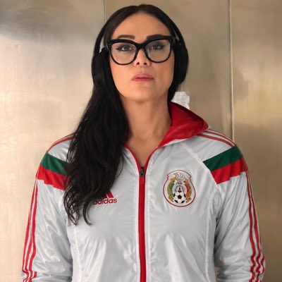 gislennez's tweet photo. #NuevaFotoDePerfil https://t.co/MISqD2hMJV