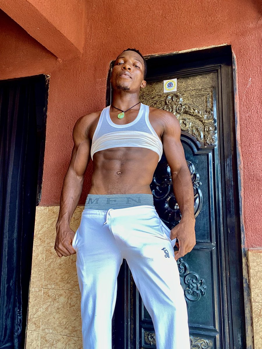 Pascal_cents's tweet photo. Summer body https://t.co/n3i7BzXb3p