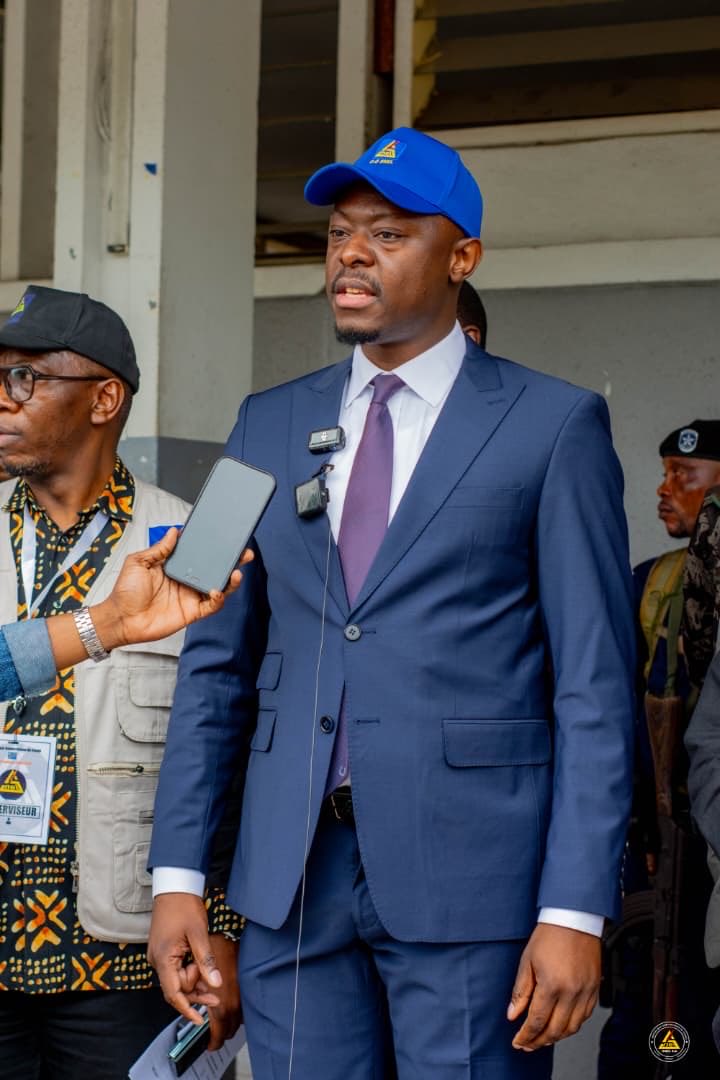 ShowmaPub's tweet photo. #RDC/SNEL🚨🔔

Après près de 15 ans sans recrutement, la SNEL SA a lancé un concours national pour recruter notamment des ingénieurs, des économistes et d’autres profils. Cette initiative vise à renforcer les effectifs de l’entreprise sur la base de la méritocratie.
@ted_lwamba https://t.co/RfdEZiaDyC