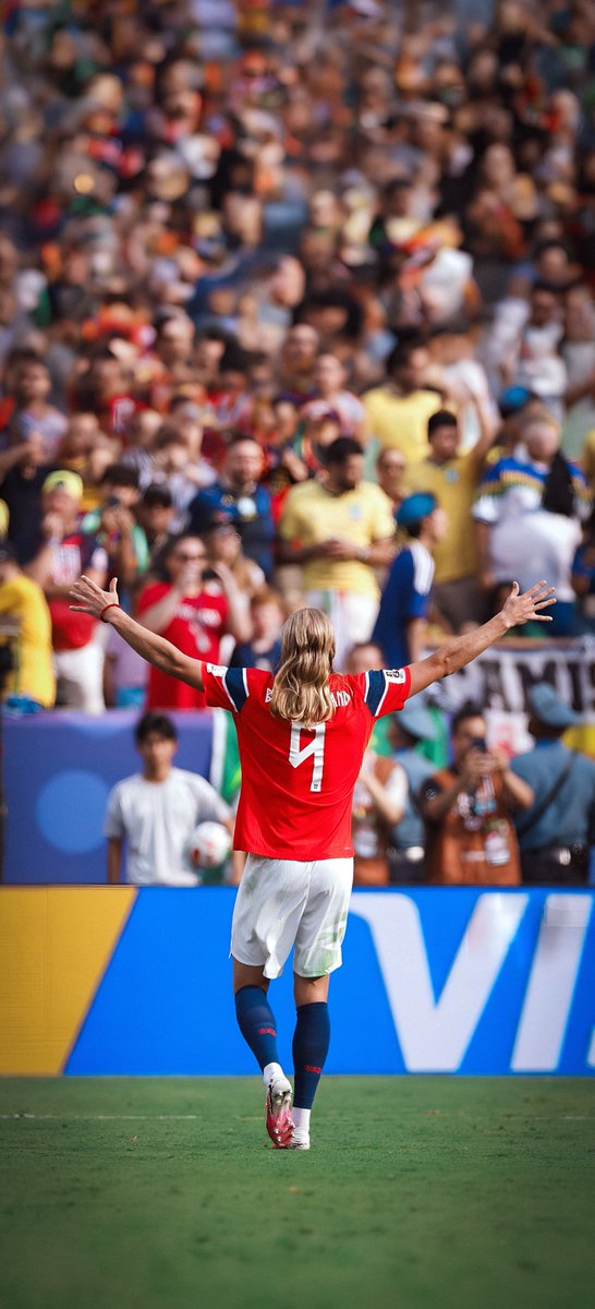 ItzVarun_____'s tweet photo. Erling Haaland Wallpaper!

#FifaWorldCup https://t.co/YOC2Iv6iPi