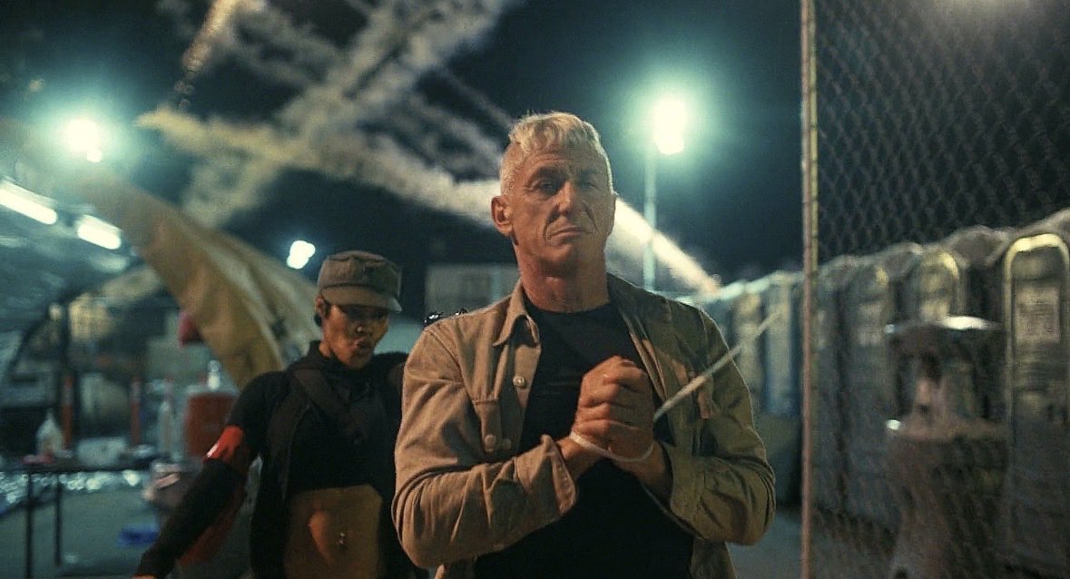 filmstofilms_'s tweet photo. One Battle After Another (2025)
dir. Paul Thomas Anderson https://t.co/qBhrRKHHbP