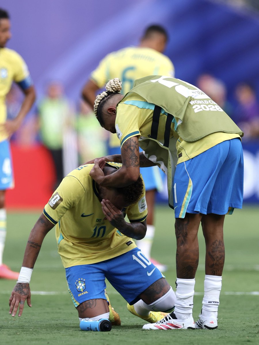 njdmarlon's tweet photo. acabou. 💔 https://t.co/UzXspipmNA