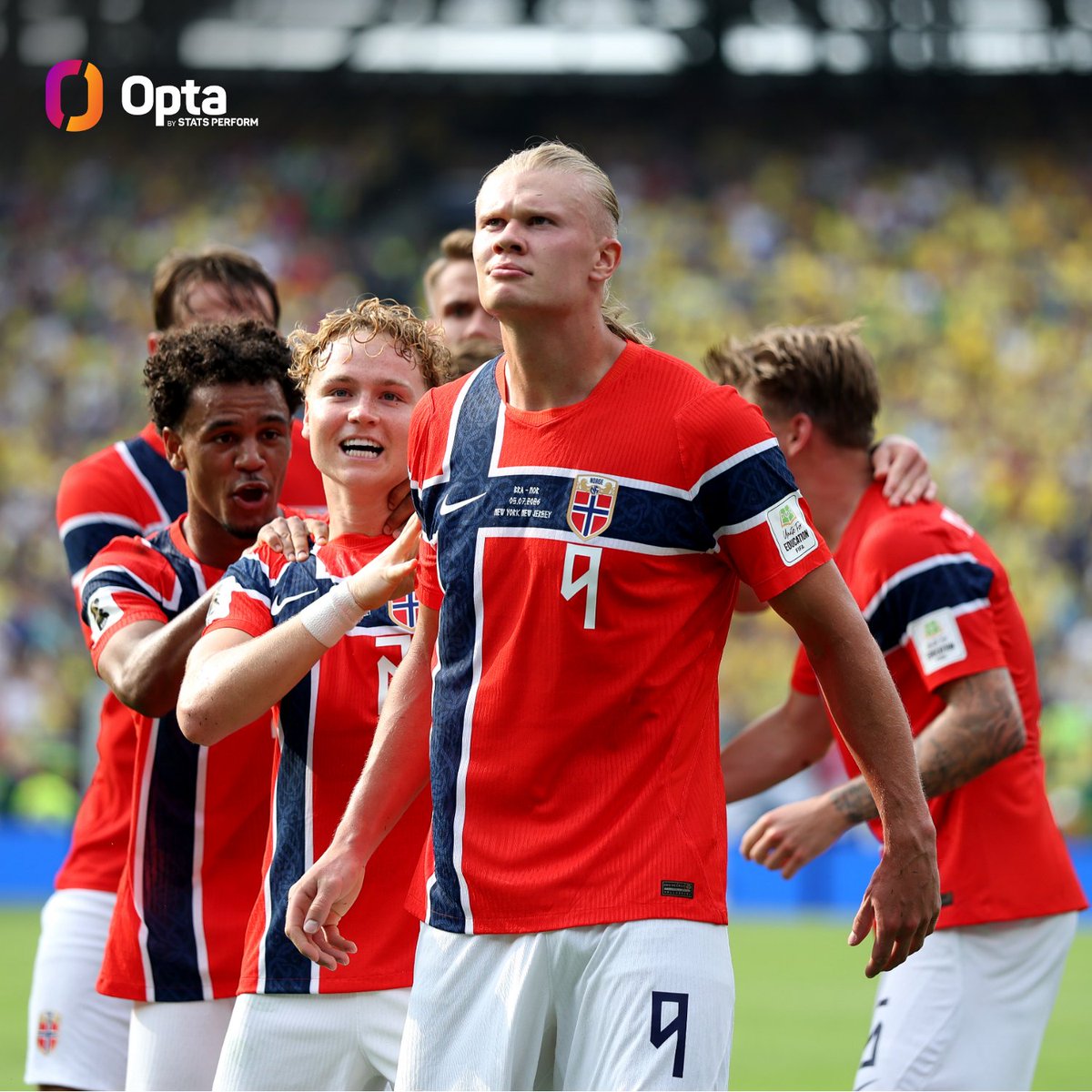 OptaPaolo's tweet photo. 7 - Erling Braut #Haaland è il primo giocatore ad aver segnato almeno 7 gol al primo Mondiale giocato in carriera dai tempi di Grzegorz Lato (Polonia) nel 1974. In generale è l'ottavo nella storia a riuscirci. Immenso.

#FIFAWorldCup https://t.co/TLkMllxdaH