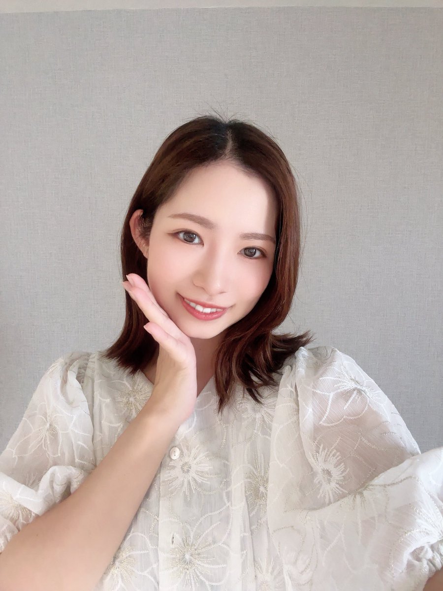 mayu_kishimayu's tweet photo. おはよう🌻

暑さに負けない🫠🌀、、！！ https://t.co/hVHZqRQr9k