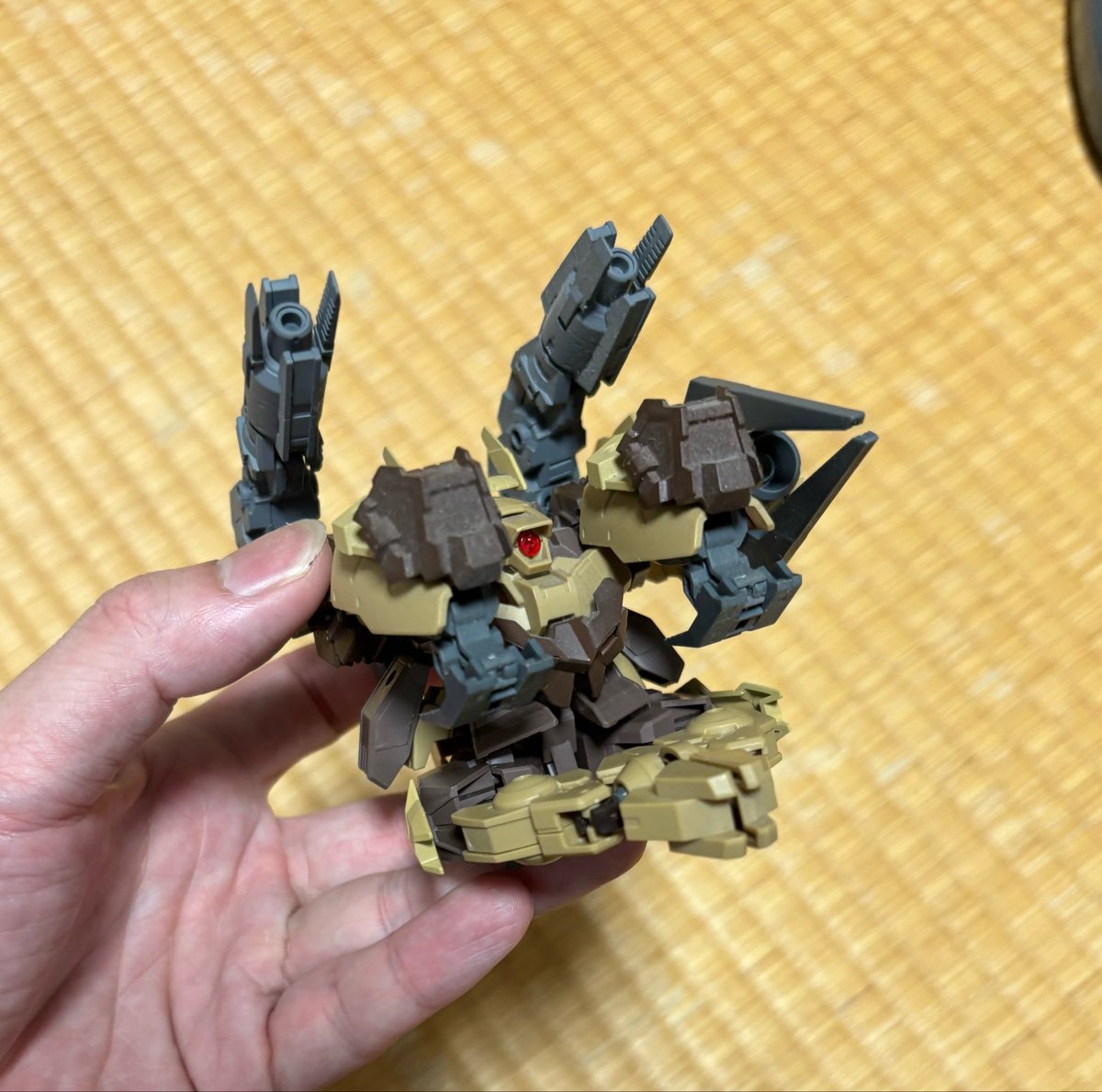 ハチの青春(自作) おはようございます！ 1週間頑張っていきましょう！ 昨日いろいろ作っ