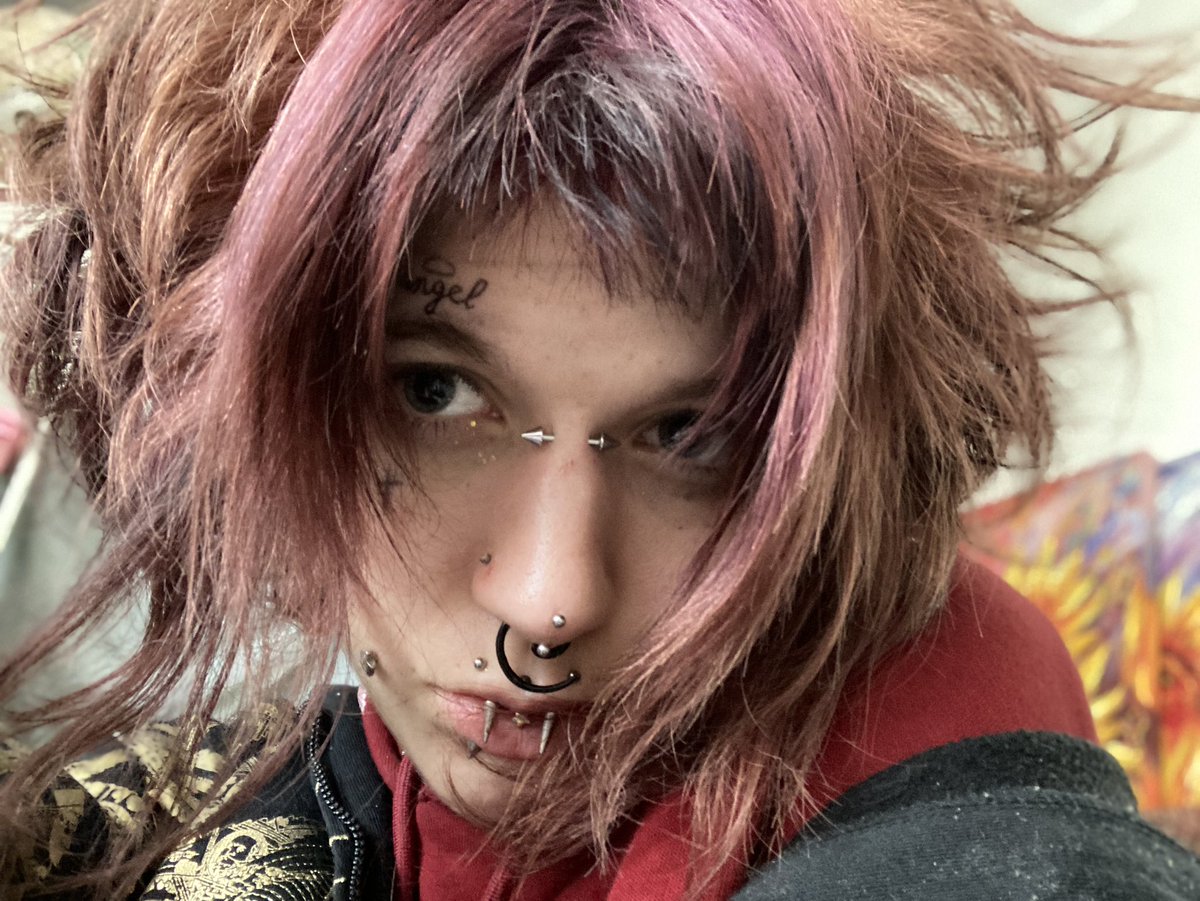 starskinning's tweet photo. duuuuude im almost a week 💉wack free again and I might be goin insane #methwt #drugtwt #needletwt #cracktwt https://t.co/k0VFN5j0sB