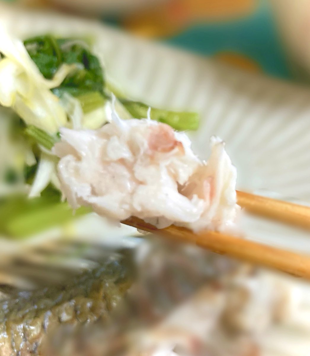 usafusafusa's tweet photo. チヌってどんな味？🐟
調べたら「クロダイ」のこと
なんだって🐟ε(˙o˙ з )з 

「まるごとチヌ定食💗」✨
刺身と焼魚と煮魚と

ふわっとした白身がうまい
皮の湯引きも全部
おいしかったぁ〜💕(๑´ㅂ`๑)

生は漬け丼にしたよ🐟
ごちそうのお値段１匹298円🥢 https://t.co/wvaC6detbN