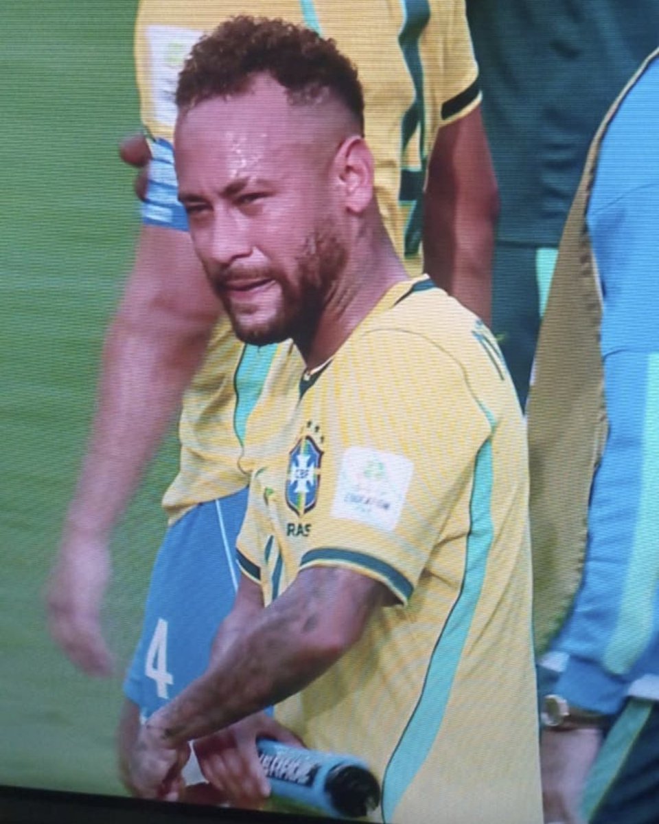 wesleimiranda35's tweet photo. Qualquer galego que passar por mim hoje, vou morder a cara toda !! https://t.co/BUM4vKlC6v