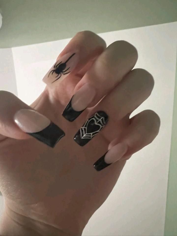 7S0PE's tweet photo. how does pinterest see you? 

☆kpop idol
☆tattoo
☆nails
☆outfit https://t.co/TMWSjzxoPt