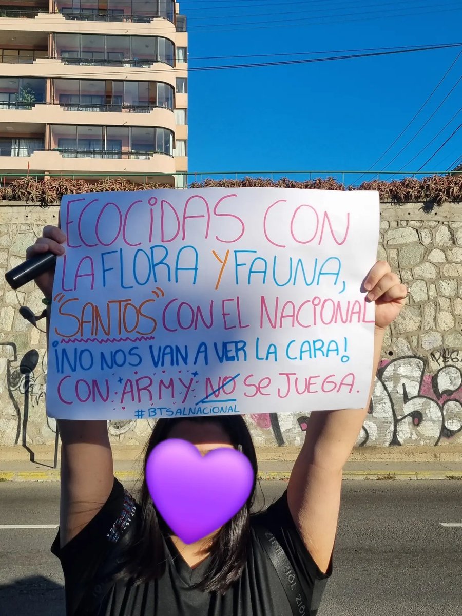 ilyminso's tweet photo. En viña del mar lo dimos todo! Somos grandes cabras 💜

#BTSALNACIONAL
#BTSCHILE #BTSENCHILE
#QUEREMOSABTSENCHILE https://t.co/4O2pG9tDf8