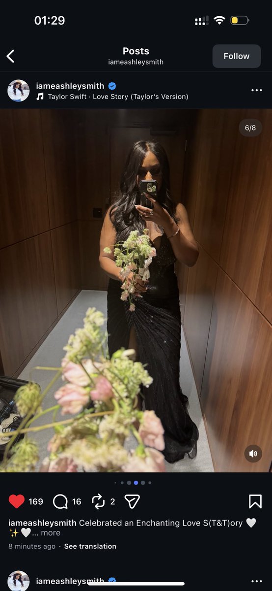 TSUpdating's tweet photo. 🚨Ashley Smith reveals she caught Taylor Swift’s bouquet!

“Celebrated an Enchanting Love S(T&T)ory ✨🤍

And somehow... I ended up catching Tay Tay's bouquet. 💐 

So here's to believing it's bringing a lifetime of love, luck, and laughter my way. ☺️ 

Congratulations, Taylor & Travis! Cheers to forever T&T!  🤍🥂🤍”
 (iameashleysmith via IG)