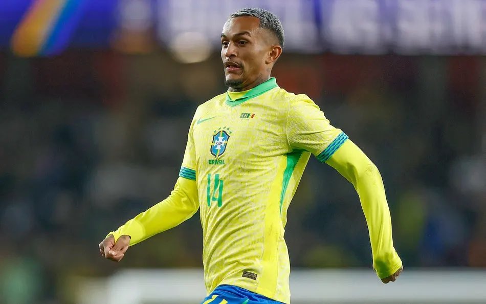 QGdoCruzeiro's tweet photo. Caso esses 3 não estivessem machucados.

Acreditam que o Brasil seria melhor com Estevão, Wesley e Rodrygo ? https://t.co/0xBIEfjnrd