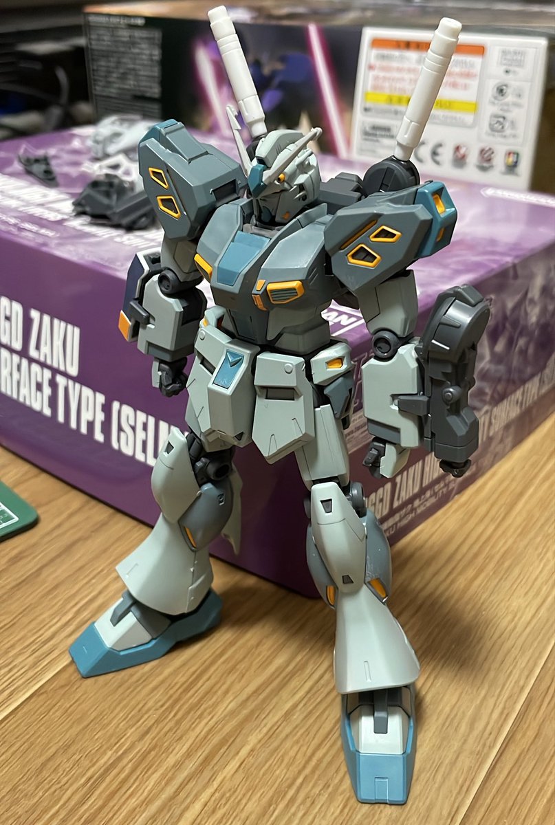 VmWbTak7QxO2hF2's tweet photo. ＃俺達の逆襲のシャア_閃光のハサウェイ
おはようございます☁️
今日からまたお仕事。朝からはっきりしない天気ですが無理なく一日がんばろうと思います😊
量産型νガンダムはあとバックパックと武器の塗装で大まかな塗装は終了。
夜は雨の可能性もあるので天気次第で塗装します。塗装無理だったらアリュゼウス本体部分か次のキットガウマン機進めます。
それでは今週もよろしくお願いします🙇