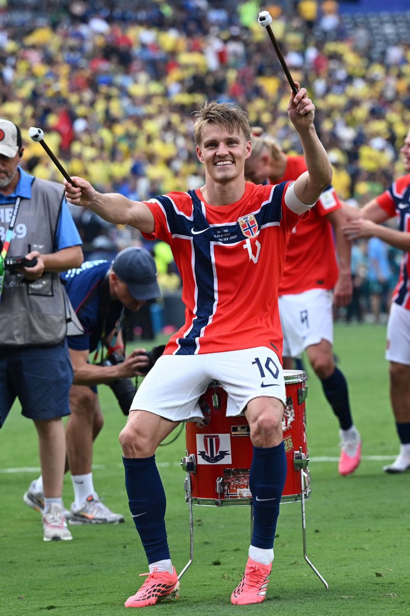 Fai9alAFC's tweet photo. 👏🇳🇴 https://t.co/LENxwnks0r