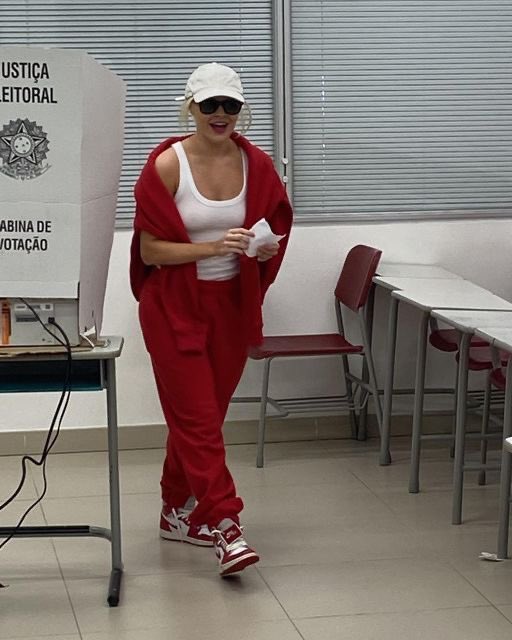 Luísa Sonza Brasil tweet media
