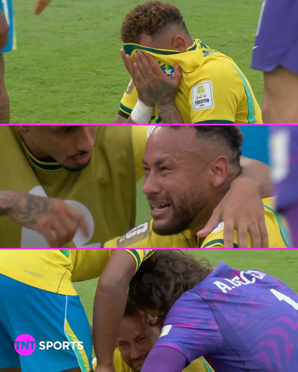 footballontnt's tweet photo. Neymar broke down in tears at full time as Brazil exited the World Cup 🇧🇷💔 https://t.co/GmtZShGygw