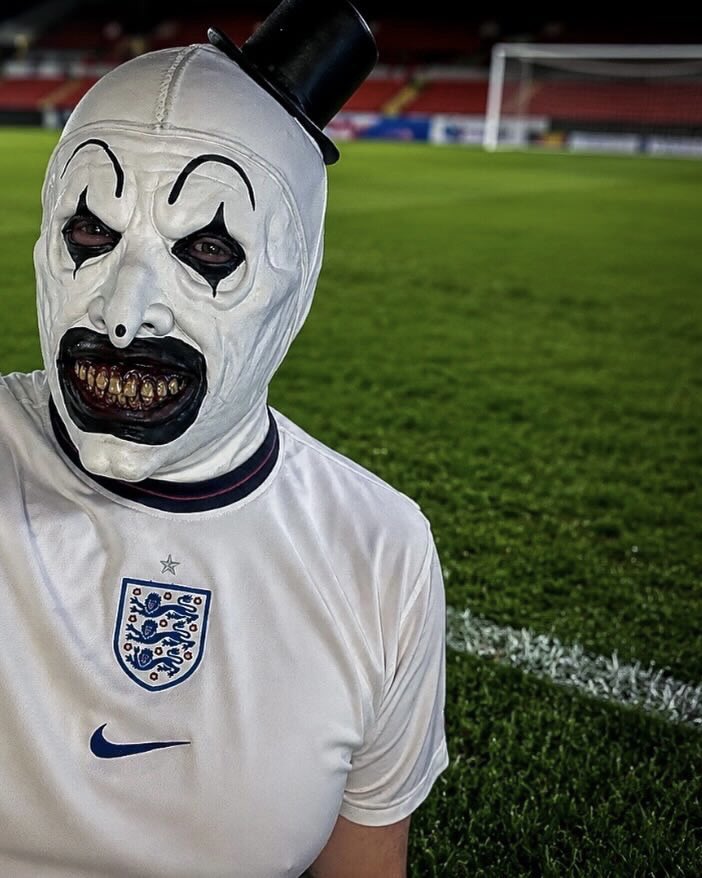 TerrifierFilm's tweet photo. come on #england https://t.co/KX3LViOgHF