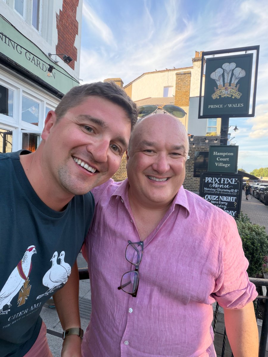 MDaceyHK's tweet photo. Amazing weekend at The Rest Is History Festival. Came alone and left with some life long friends. Roll on the next one! @dcsandbrook @holland_tom @TheRestHistory https://t.co/LcczmyXJCN