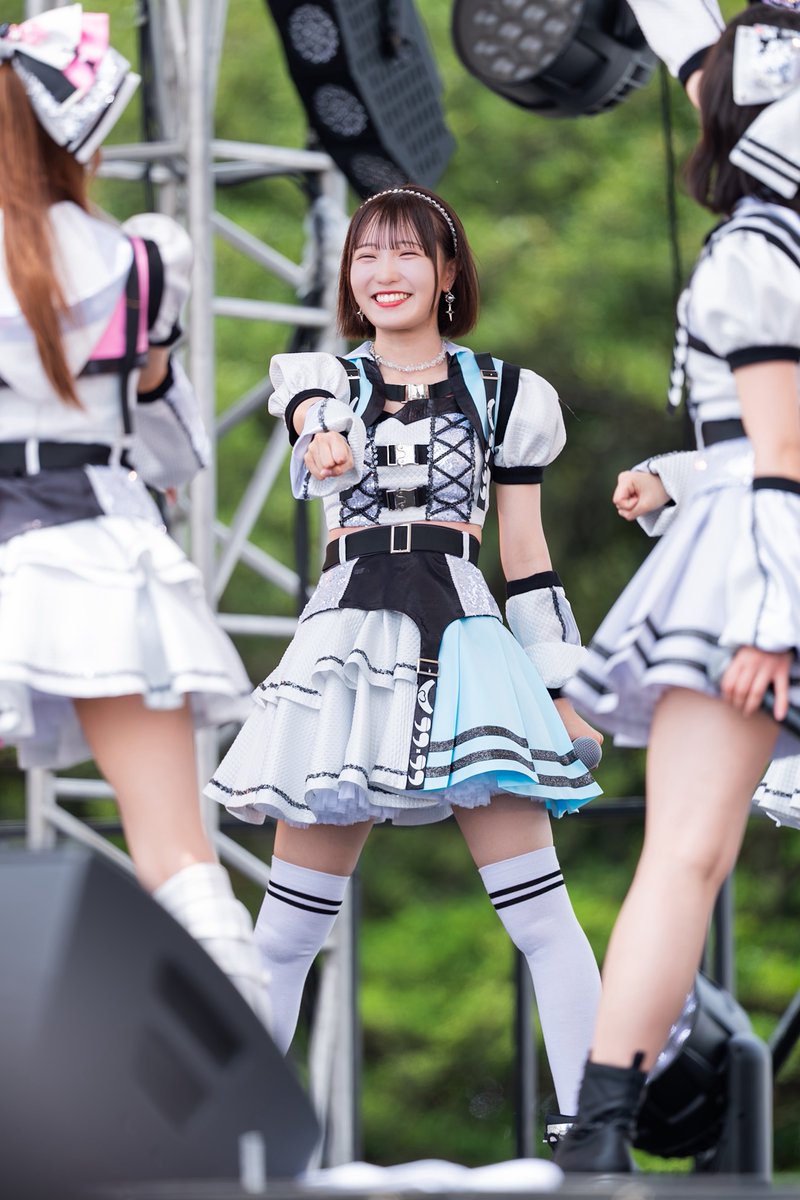 scene_ii's tweet photo. 超ステージで超が付くほどの笑顔☺️
#ラフラフ #夏目涼風 https://t.co/u86h1EusZT