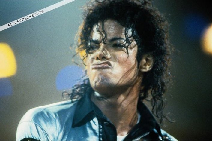 babylovesmj's tweet photo. the silly faces he makes while performing always kill me 😭😭😭 baby gets so into it https://t.co/IvEgaRO4fL
