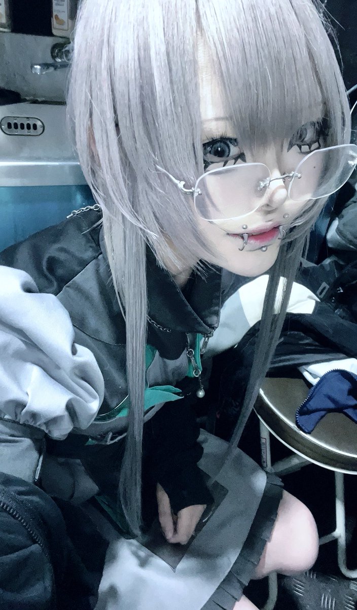 tarinri's tweet photo. ガチの女オタクさんだから全然この髪型可愛いと思うのに冷笑されててやりませんすぎる https://t.co/G2jBwp92uL