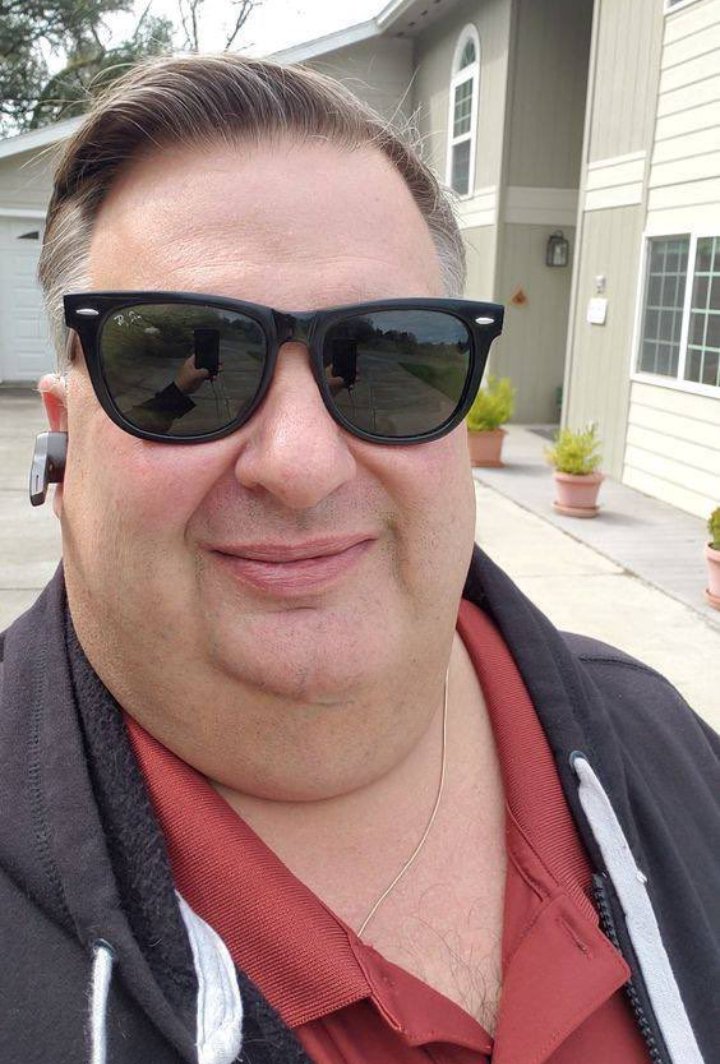 Mike9avr's tweet photo. How much is your rent 
Tell me https://t.co/SdhEAlxeEM