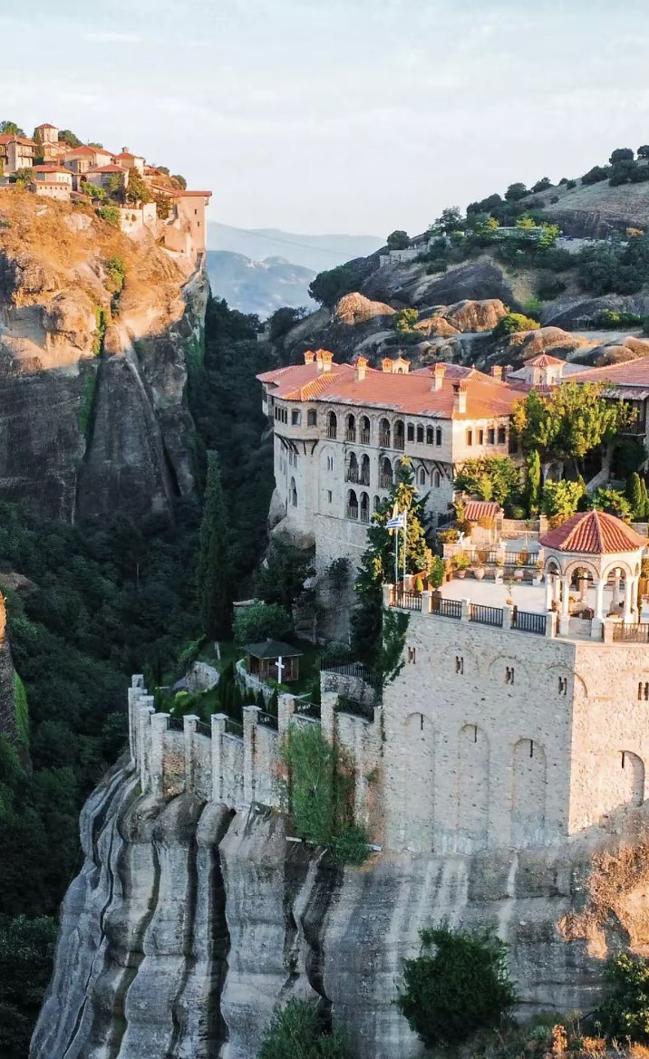 AtlasArchiwe's tweet photo. 📍Meteora, Greece 🇬🇷 https://t.co/YieTZ2DAwh