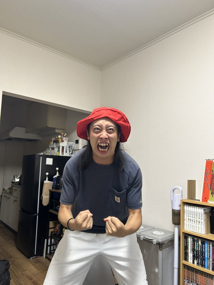 VeryrikuR's tweet photo. 来季のプレミアリーグ観るためにサブスクの加入を真剣に考えてました！

サッカーはすごいんだ！ハーランドはすげぇんだ！ https://t.co/FoWOW0nBgl