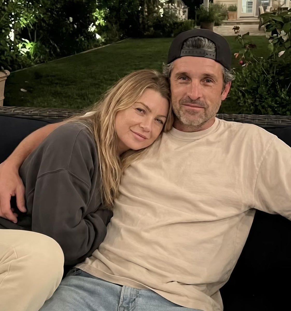 swiftsmer's tweet photo. grey’s anatomy robbed us of older sexier merder https://t.co/OMFqFUNhiz