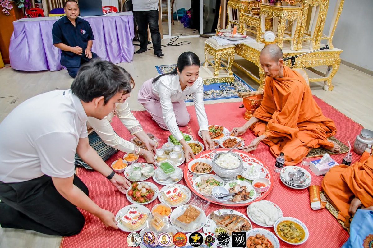 kkat_st's tweet photo. ; 5 ก.ค. 2569 | ดร.ธีรรัตน์ สำเร็จวาณิชย์กรรมการผู้ช่วยรัฐมนตรีประจำรองนายกรัฐมนตรี ในฐานะศิษย์เก่าโรงเรียนพรตพิทยพยัต ให้เกียรติเป็นประธานในพิธี ในงานทอดผ้าป่าสามัคคีเพื่อสนับสนุนและพัฒนาโครงการส่งเสริมความสามารถพิเศษด้านกีฬา ประจำปีการศึกษา 2569 ณ โรงเรียนพรตพิทยพยัต เขตลาดกระบัง กทม.💜💛
.
#ธีรรัตน์สำเร็จวาณิชย์ | @aim_theerarat