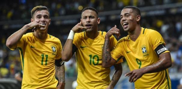 lesaintkarim's tweet photo. @neycult the closest we were🕊️ https://t.co/N2Zy5zbqxK