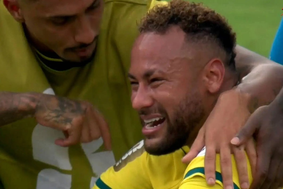 emekadp's tweet photo. 🚨__ 😢 Brazil is officially out of the 2026 FIFA world cup tournament 
I feel bad for Neymar who is playing along side real Madrid players who can't even help him to compete with teams like Argentina and Spain 

You can't win while playing with real Madrid players https://t.co/dsYUBOLhyV