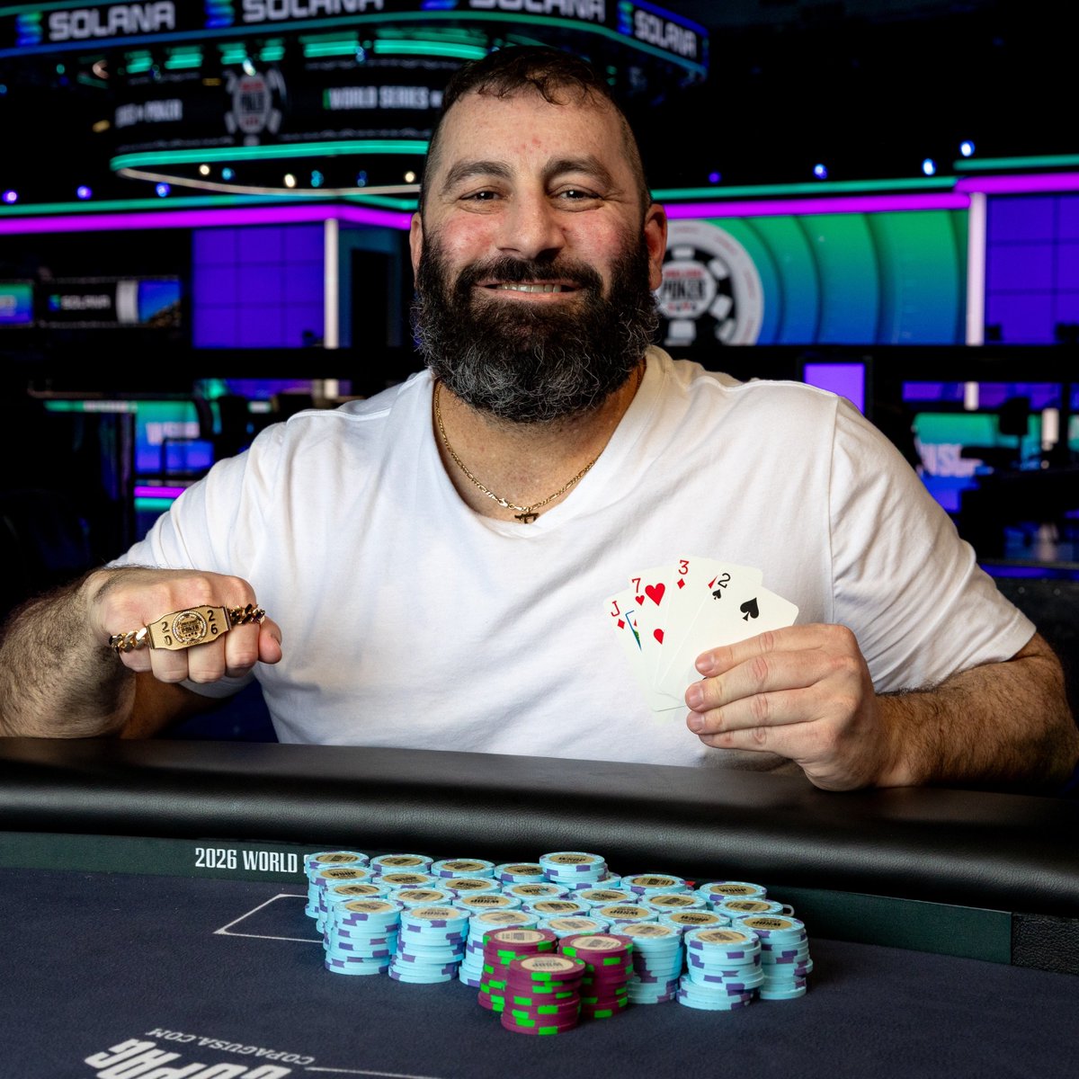 CardsChat's tweet photo. Justin Fawcett wins his 2nd bracelet and $322,564 in  Event #83: $1,500 Double Board Bomb Pot PLO 🏆

His first bracelet was in last years $600 Ultra stack

 Photo credit WSOP https://t.co/2dZkjDdl8a