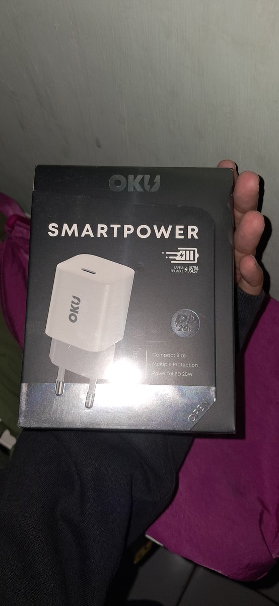 keyboardwon94's tweet photo. WTS POWERBANK BASEUS PRJ (READY)

- 150k/pcs (10k &amp; 5k)
-kabel A to C : 20k
-kepala charger : 10k

Bogor 

#zonauang #zonajajan #baseus https://t.co/8JRlAKLXBB
