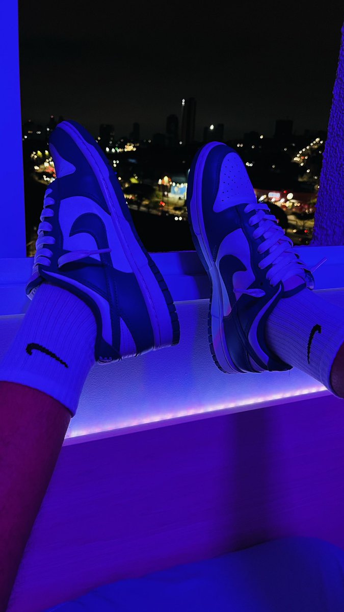snkrsboybr's tweet photo. 💜😈

#dunklow #socks #snkrs https://t.co/sstwPqRdAT